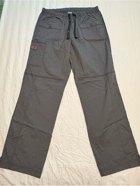 WonderWink WonderFLEX Women’s Modern Fit Cargo Scrub Pants in Pewter